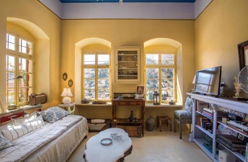 Symi House | kalosymi house, traditionelles haus mit hafenblick