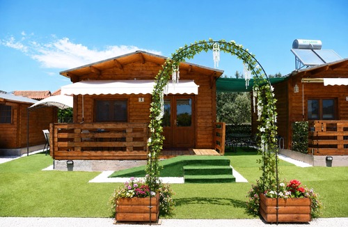 Kandia Ski Chalet | Kandia Woodlands | Cozy Chalet with Patio