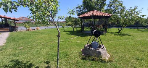 Kallikratia House | Kanela House ,Cozy Cottage with Large Garden & BBQ