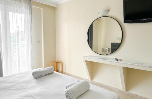 Kavos Hotel | Kavos Plaza Hotel