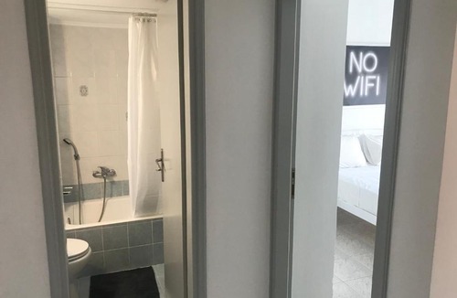 Rethymno Apartment | Korona beach apartments-sea view suite