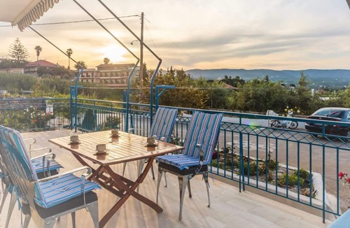 Koroni Apartment | Koroni Seaview Retreat - Summer Cosy Nest