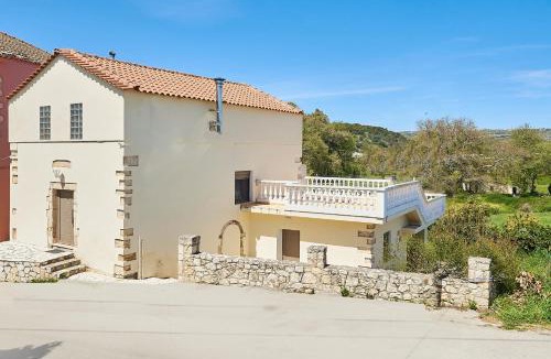Stilos House | La Maison to Chani