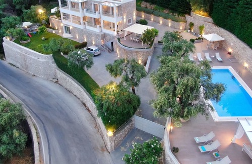 Spartylas Villa | Large family villa with pool
