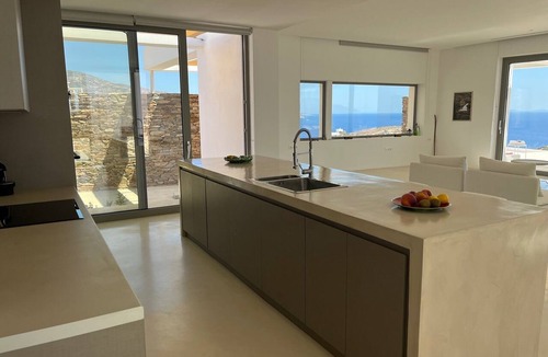 Ios House | Laurentis Villa - Architect home with 180° sea views and a path to a wild beach
