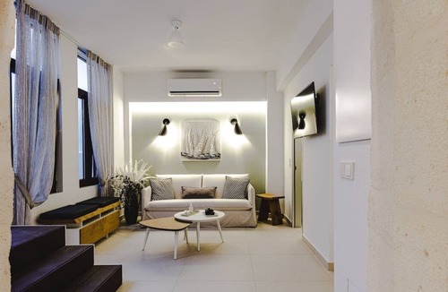 Old Town Rethymnon Apartment | Le Bijou Luxury Ground Suite, chic & stylish vacation!