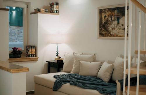 Old Town Apartment | Lenko Verde Apartment by Estia
