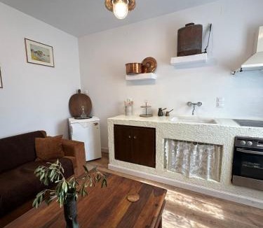 Termenades House | Liotrivi Suites