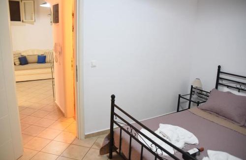 Naxos Town Apartment | Little Yard Studios & Apartments #3