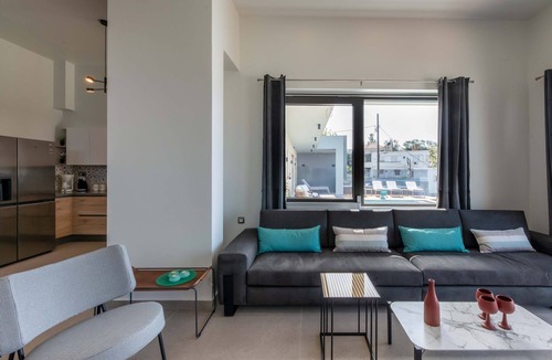 Kato Galatas Villa | Lusol Seafront Villa I-Free* Heated pool, 100m Sea