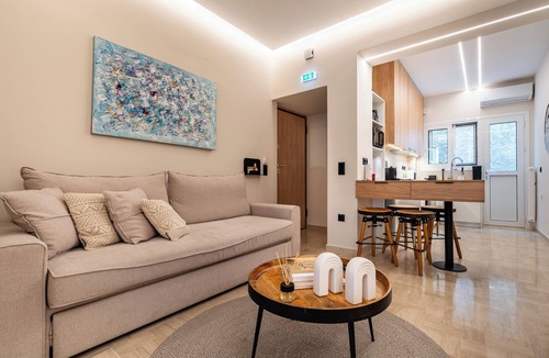 Pangrati Apartment | Luxury 2-bedroom apartment with AC in lovely Athina