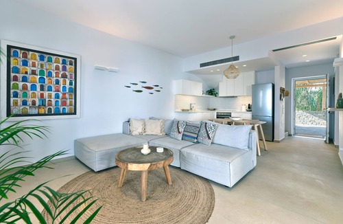 Piso Livadi Villa | Luxury Scarlet beachfront Villa with heated pool, Molos, Paros