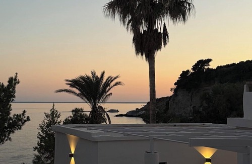 Ferma House | Luxury Seafront Villa Androniki | Private Beach Access