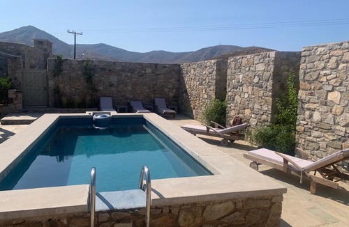Serifos Bed & Breakfast | Mandri B&B