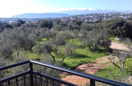Kalathas House | Manolo's olive farm,apartment with big terrace,seaview