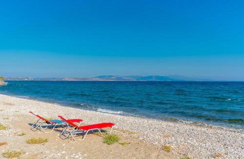 Marathon Villa | Maria’s Mansion 3 m from the SEA
