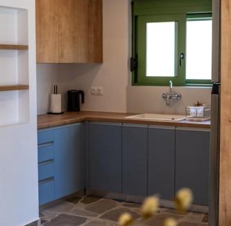 Pigi House | Mesochoria Residence - Peaceful Village Escape by Holistay