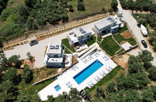 Maleme Villa | Mitos Villas/Gerani-300sqm/8rooms+6baths/16+guests