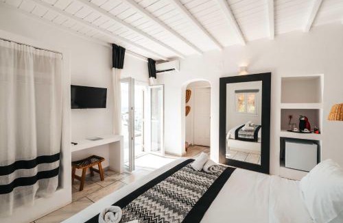 Platis Gialos Hotel | Mr and Mrs White Mykonos