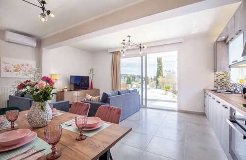 Gazatika House | Nightingale Luxury Suites-Agis suite-private pool