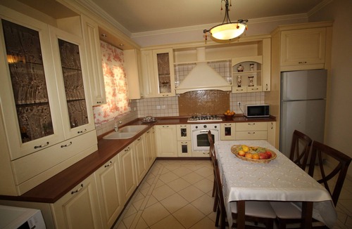 Messonghi House | Nikki's 4 Bedroom House in Moraitika - close to beach and a pool on site.