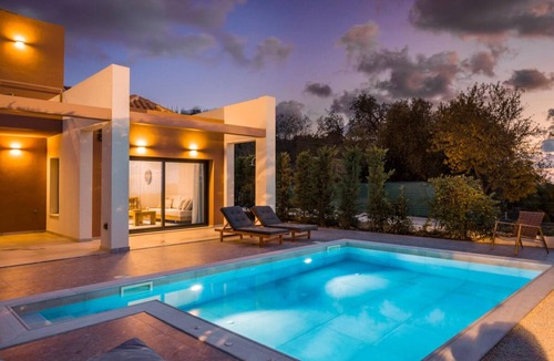 Antipata Villa | Nirvana - Unalome Villas