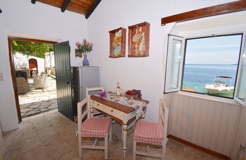 Barbati Cottage | Nissaki Olive Press Villas -The Cottage