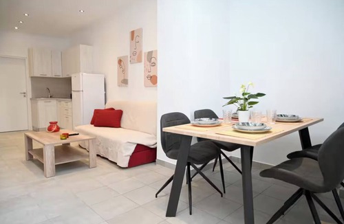 Ermoupoli Apartment | Noa Syros 1 minute away from Square + Free Parking
