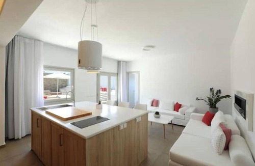 Agios Stefanos Hotel | O Lofos URANOs Villa with Sea View/Private Pool