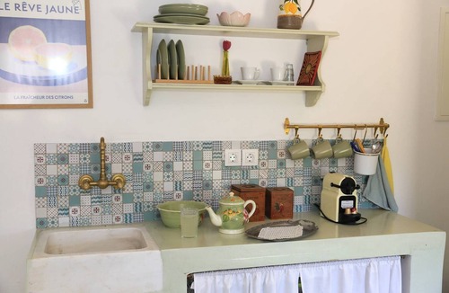 Andros Town House | Oak Farm Traditional Family House