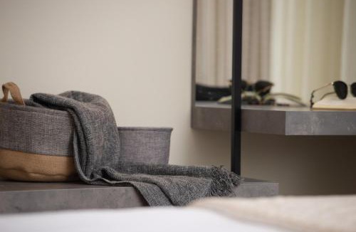 Neos Marmaras Apartment | Olenia Luxury Apartments 3