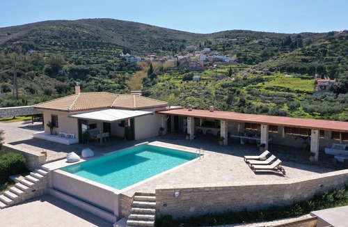 Skotino Villa | Olive Grove