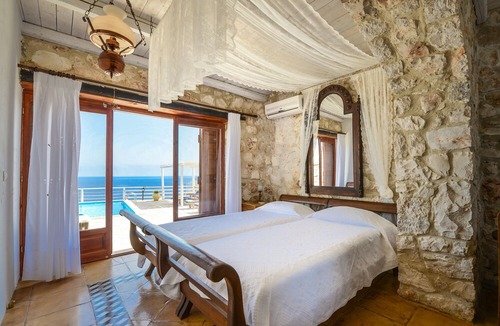 Varvara Villa | ''ORFOS VILLAS''- 3 BEDROOM LUXURY VILLA WITH PRIVATE POOL-SLEEP 6