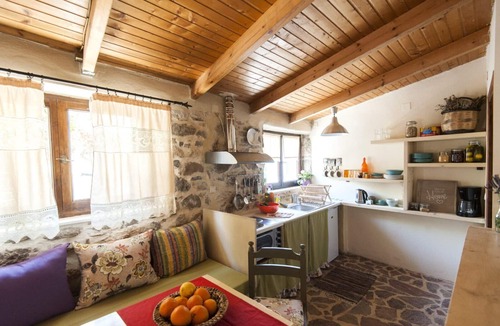 Apostoli Apartment | Orgon Farm Village Houses