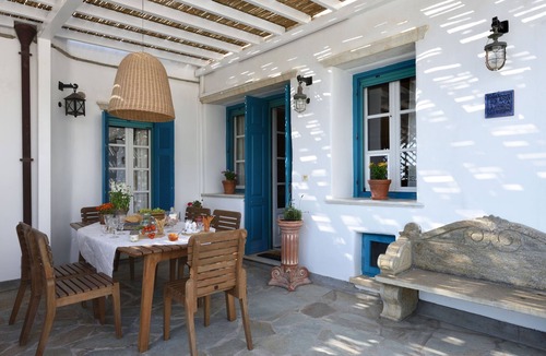 Tinos Town House | Pano Spiti - Artful Home with Sea View
