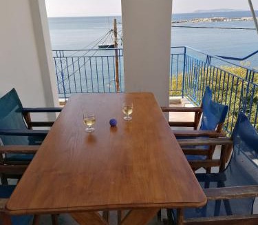 Loutraki Apartment | Panoramic Sea View Villa Evmenia and Harbourside Sea front apartments