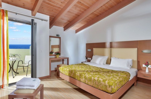 Panormos Hotel | Panormo Beach