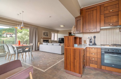 Lygia Apartment | Paradise Sea View Apartments – Sea View, Wi-Fi & Air Conditioning