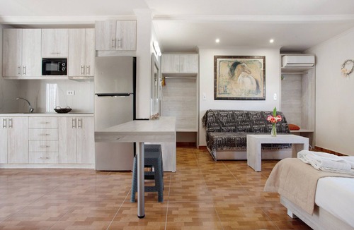 Agrilia Apartment | Paradise Zante Suite Poolside with Garden and Wi-Fi