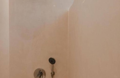 Plaka Villa | Penthouse Suite With Private Jacuzzi (no access to swimming pool)