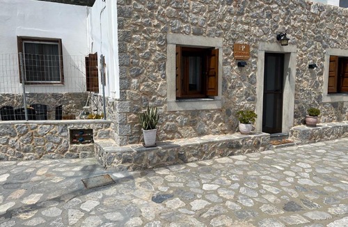 Telendos House | Peters Paradise
