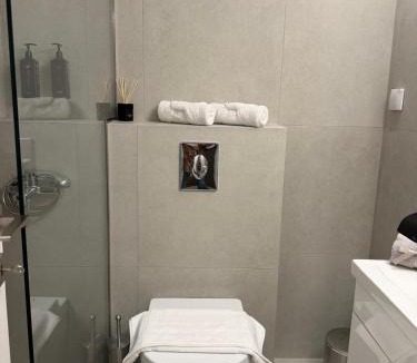 Lavreotiki Apartment | PJ Properties Aegean Breeze Family Suite Sounio