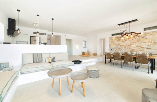 Paros Villa | Platinum Paros Villa | 5 Bedroom Villa | Private Swimming Pool & Stunning Sea