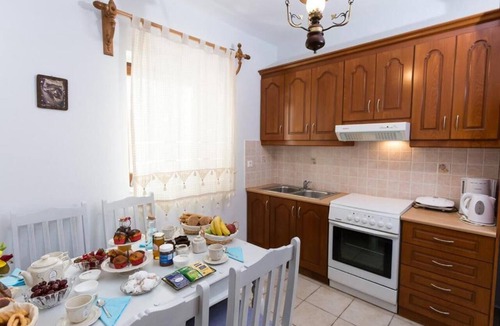 Agios Nikolaos Apartment | Pleades Seaside Alcyone Gem in Mani, Near the Sea