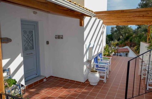 Katsarou Villa | Pool Villa with Stunning Views