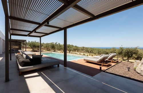 Adele Villa | Porto Cali, Earthy Elegance in Timeless Nature