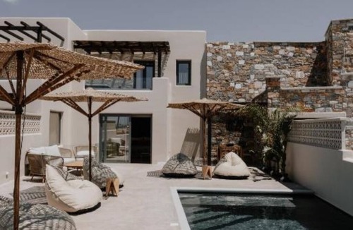 Plaka Villa | Prestige Villa With Private Pool & Jacuzzi