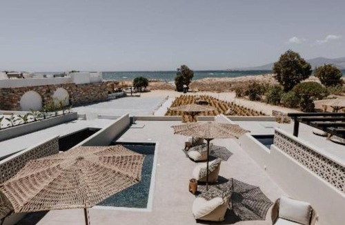 Plaka Villa | Prestige Villa With Private Pool & Jacuzzi