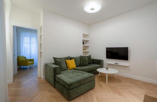 Old Town Apartment | Psaradika Apartment Modern Comfort in Corfu Old Town