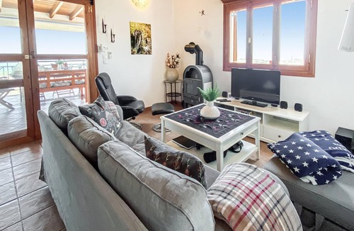 Pylos-Nestoras House | Ready for a dream vacation? Come to this beautiful vacation accommodation in Koroni and enjoy this l